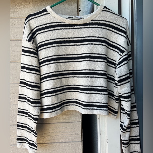 Women's knitted sweater - Picture 1 of 5